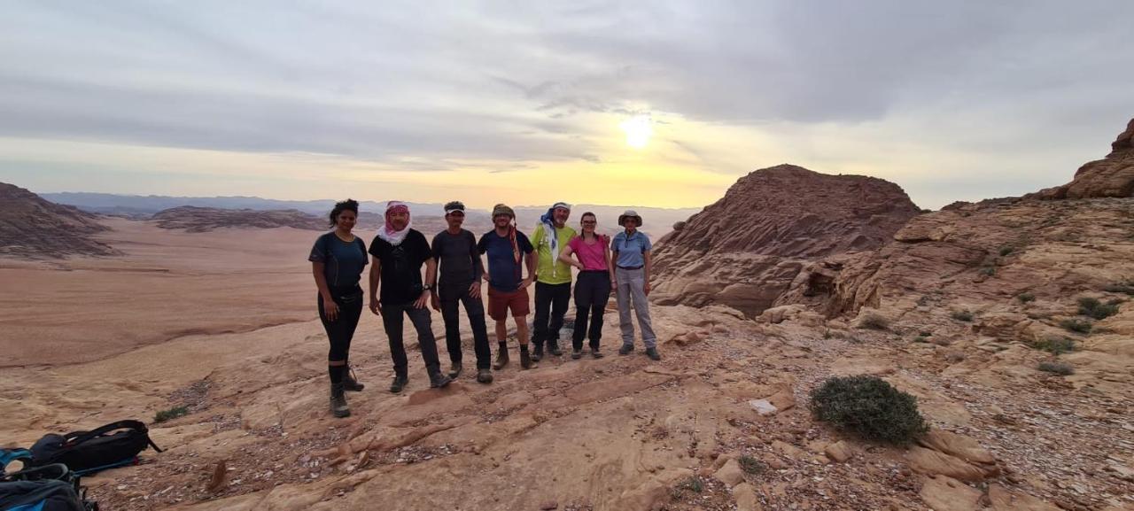 Hotel Star Guide Luxury Camp à Wadi Rum Extérieur photo